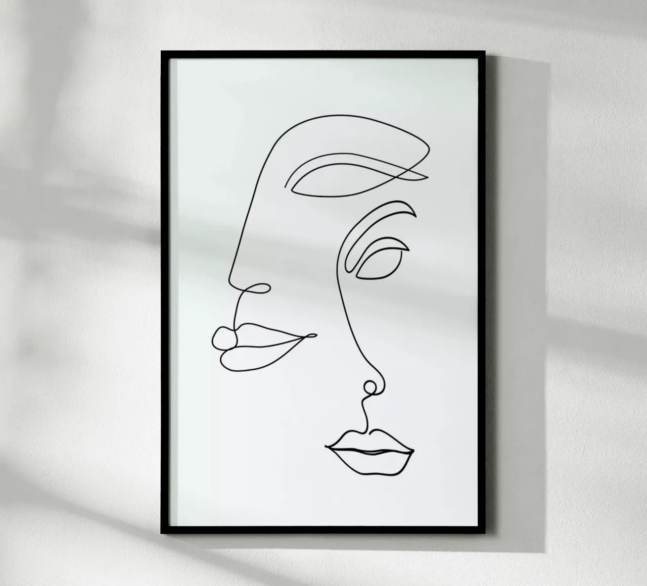 Two Faced poster da Honeymoon Hotel