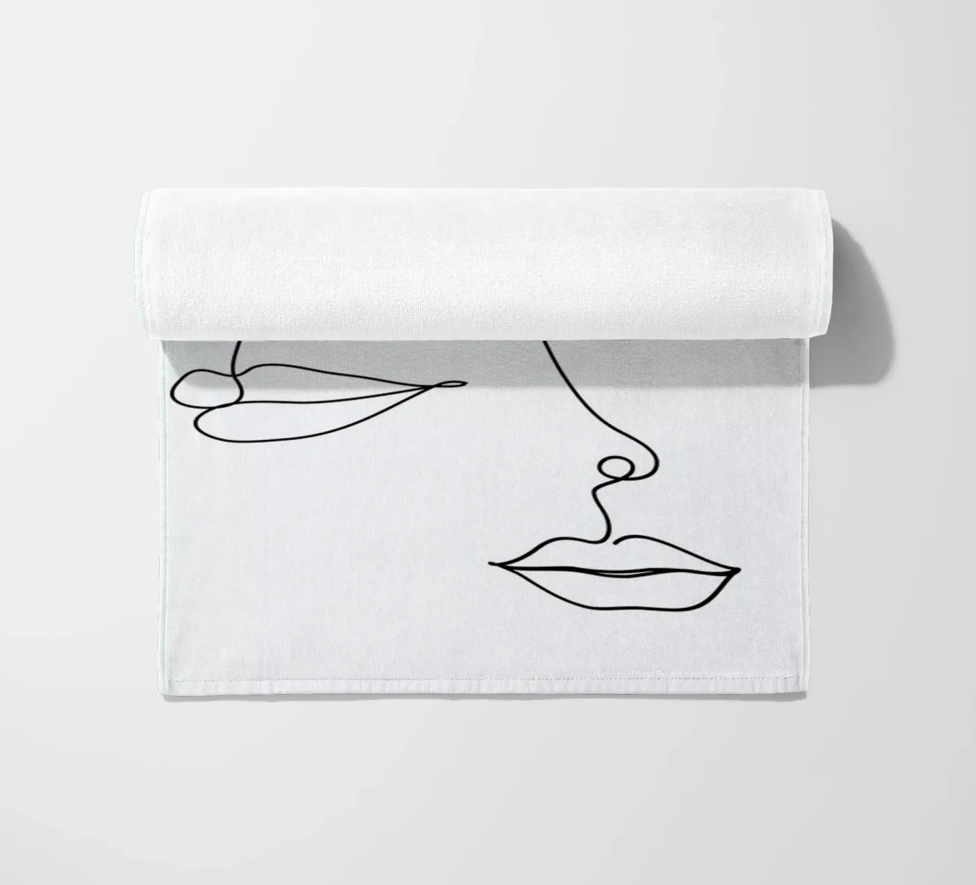 Two Faced telo mare da Honeymoon Hotel