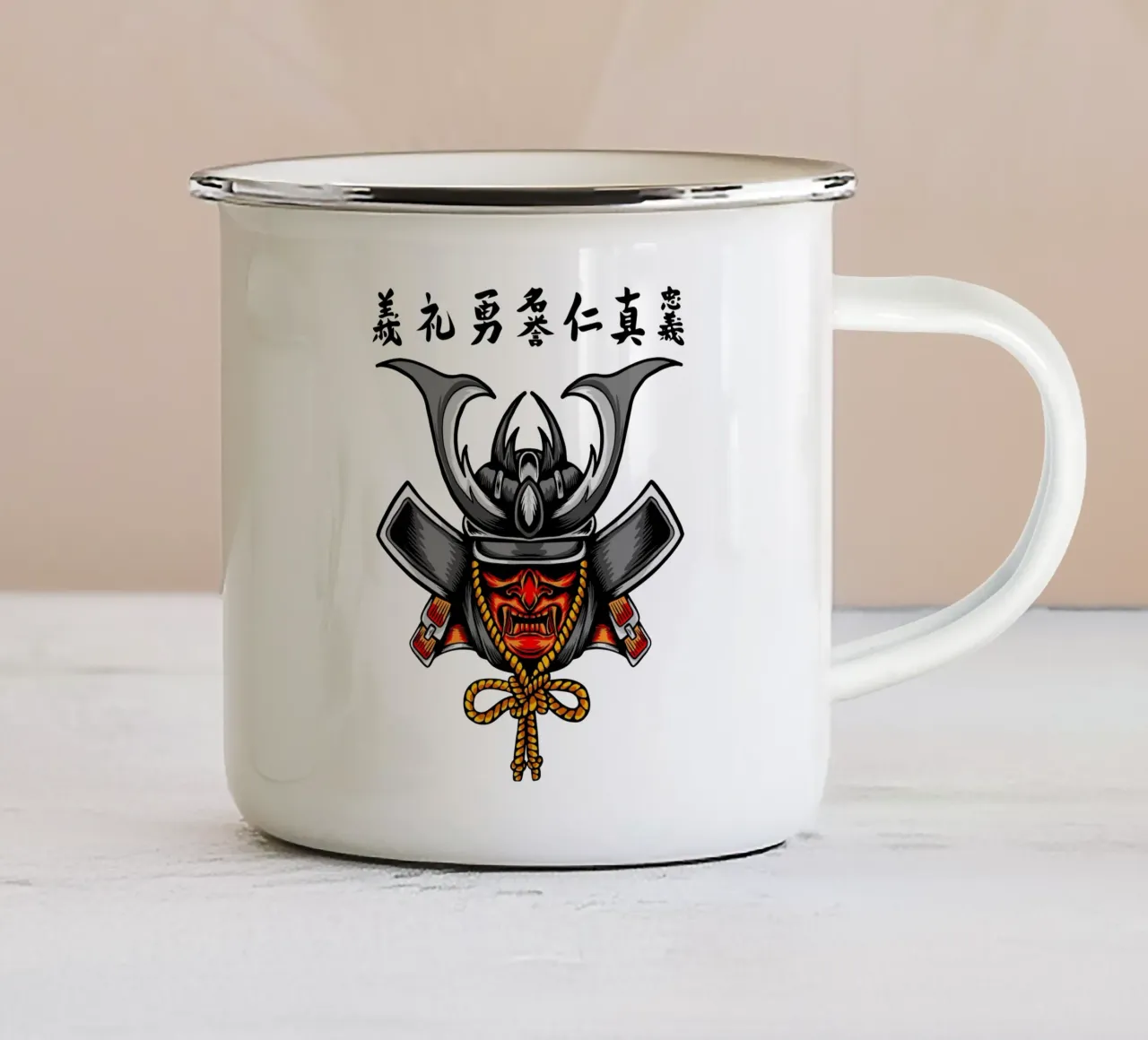 Design del volto di un samurai giapponese tazza in smalto da nirwanaart