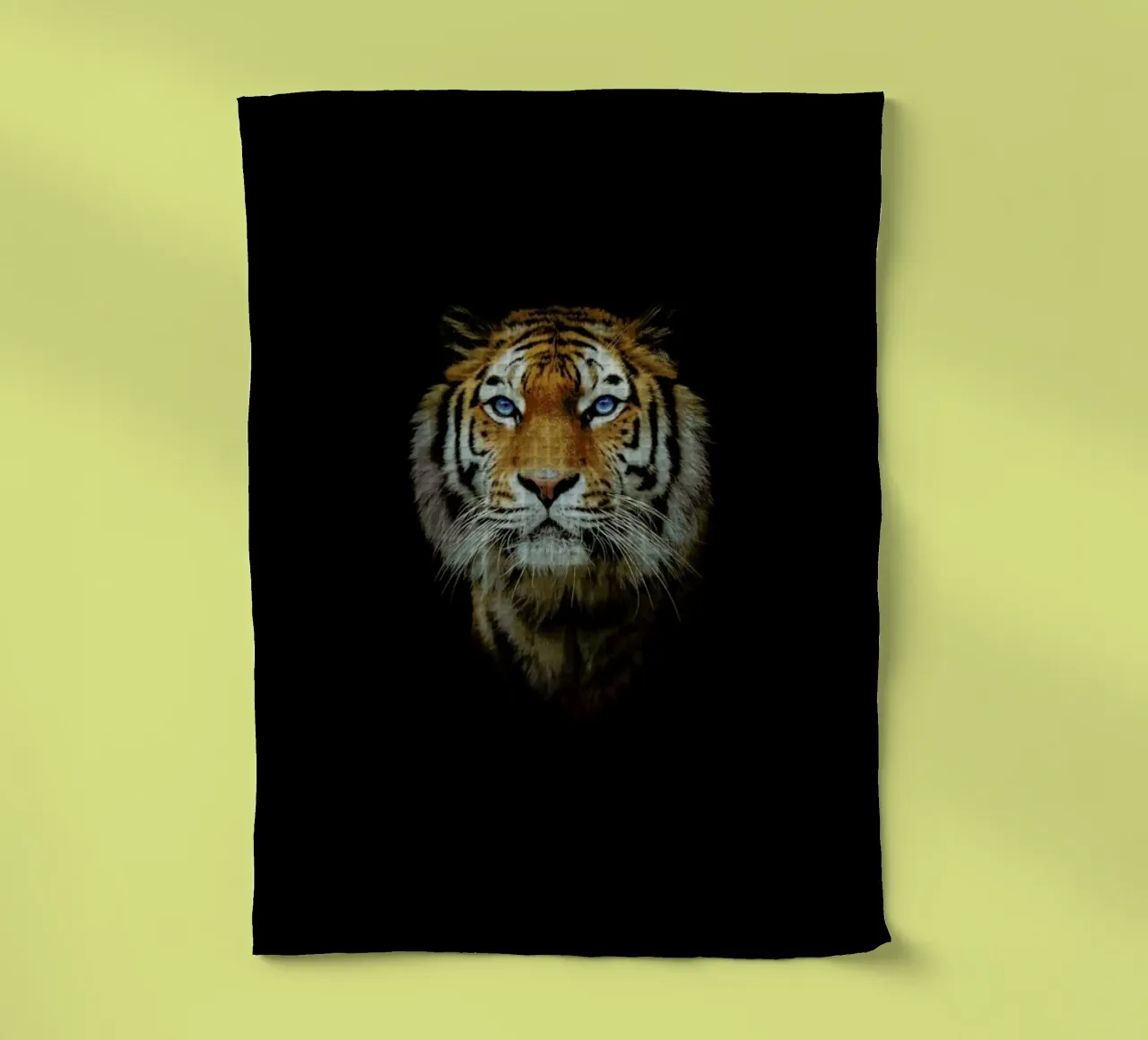 Tiger in the Night Geschirrtuch von Natural Kingdom