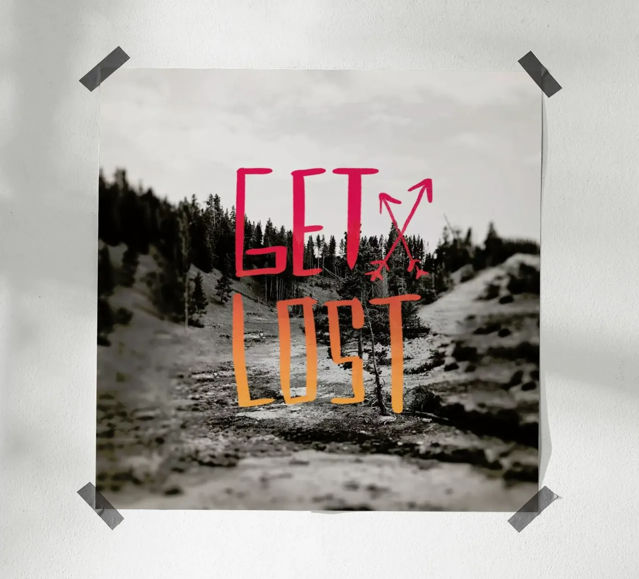 Get Lost - Red poster da Leah Flores