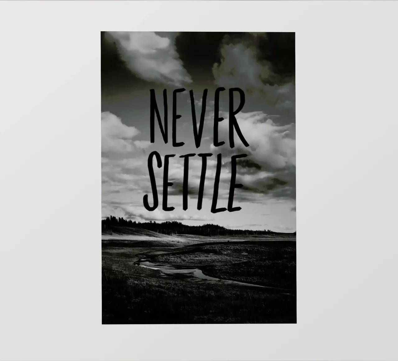 Never Settle pellicola backlit da Leah Flores