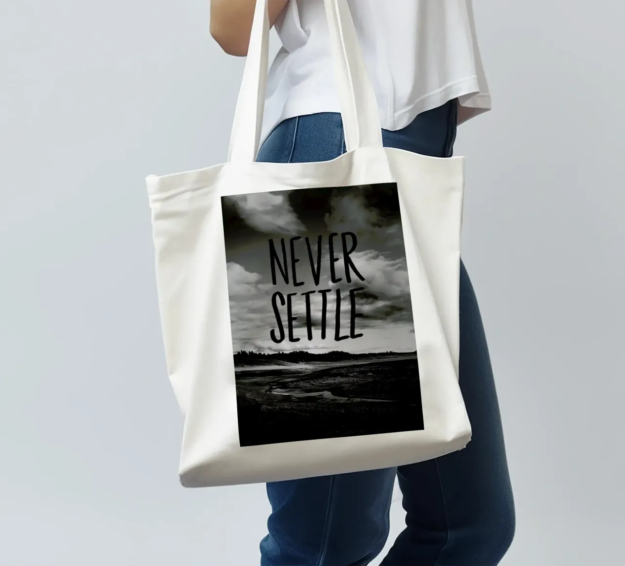 Never Settle borsa in juta da Leah Flores