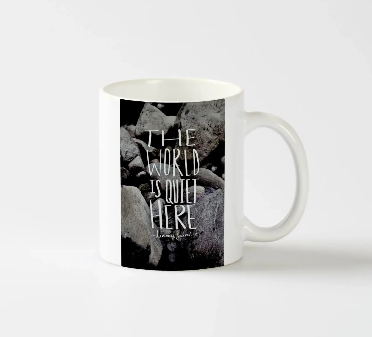Quiet tazza in ceramica da Leah Flores