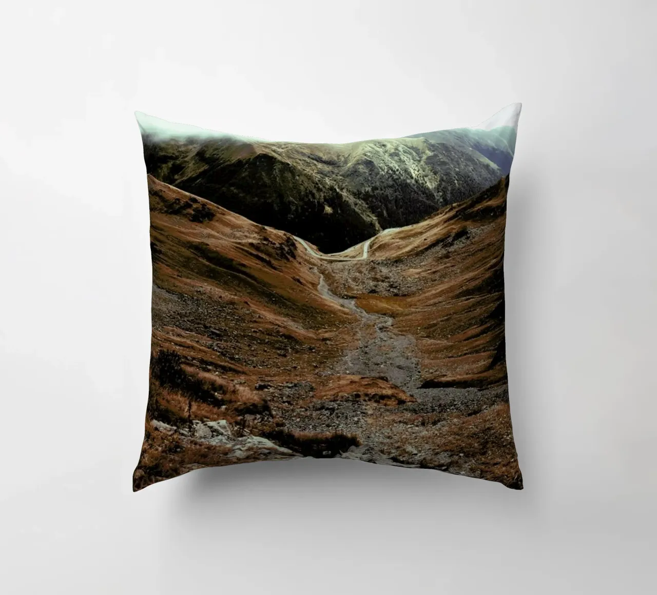 Mountains IX cuscino da Sebastian Hilgetag