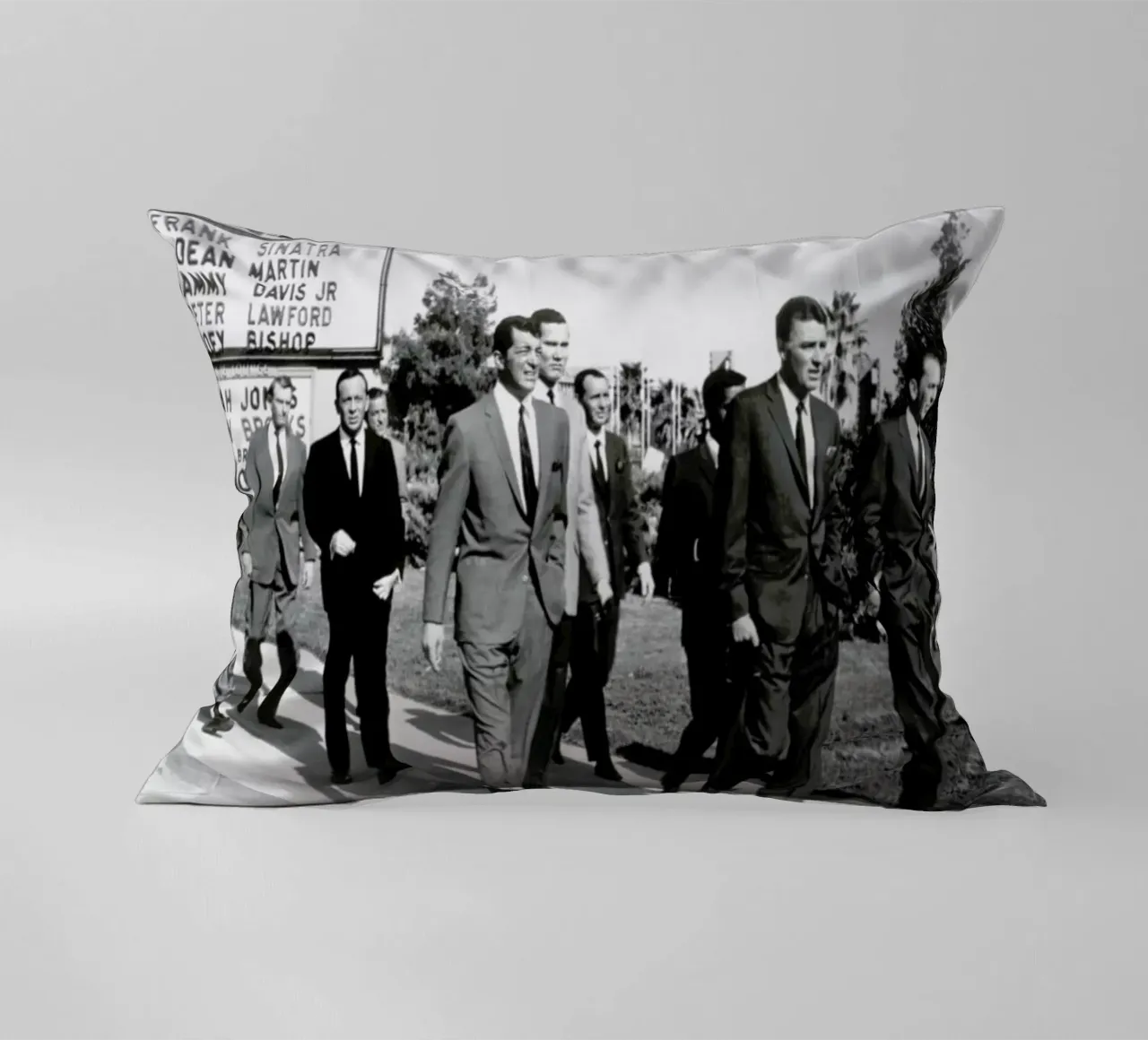 The Rat Pack, 1964 cuscino da Gallery Print and Art Limited