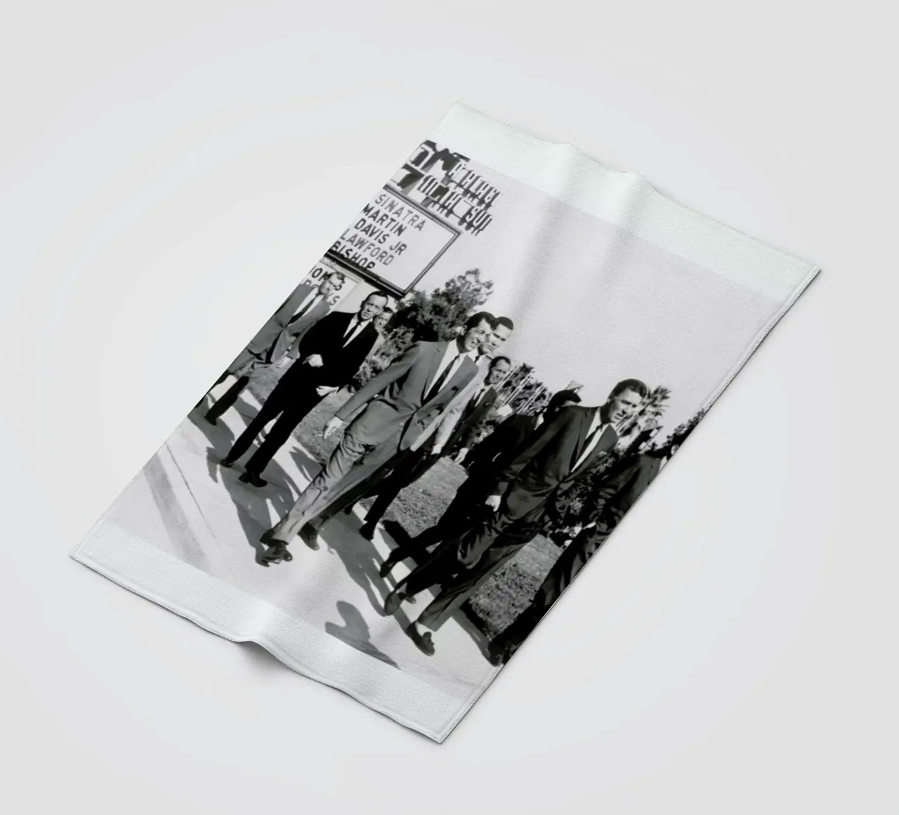 The Rat Pack, 1964 coperta in pile da Gallery Print and Art Limited