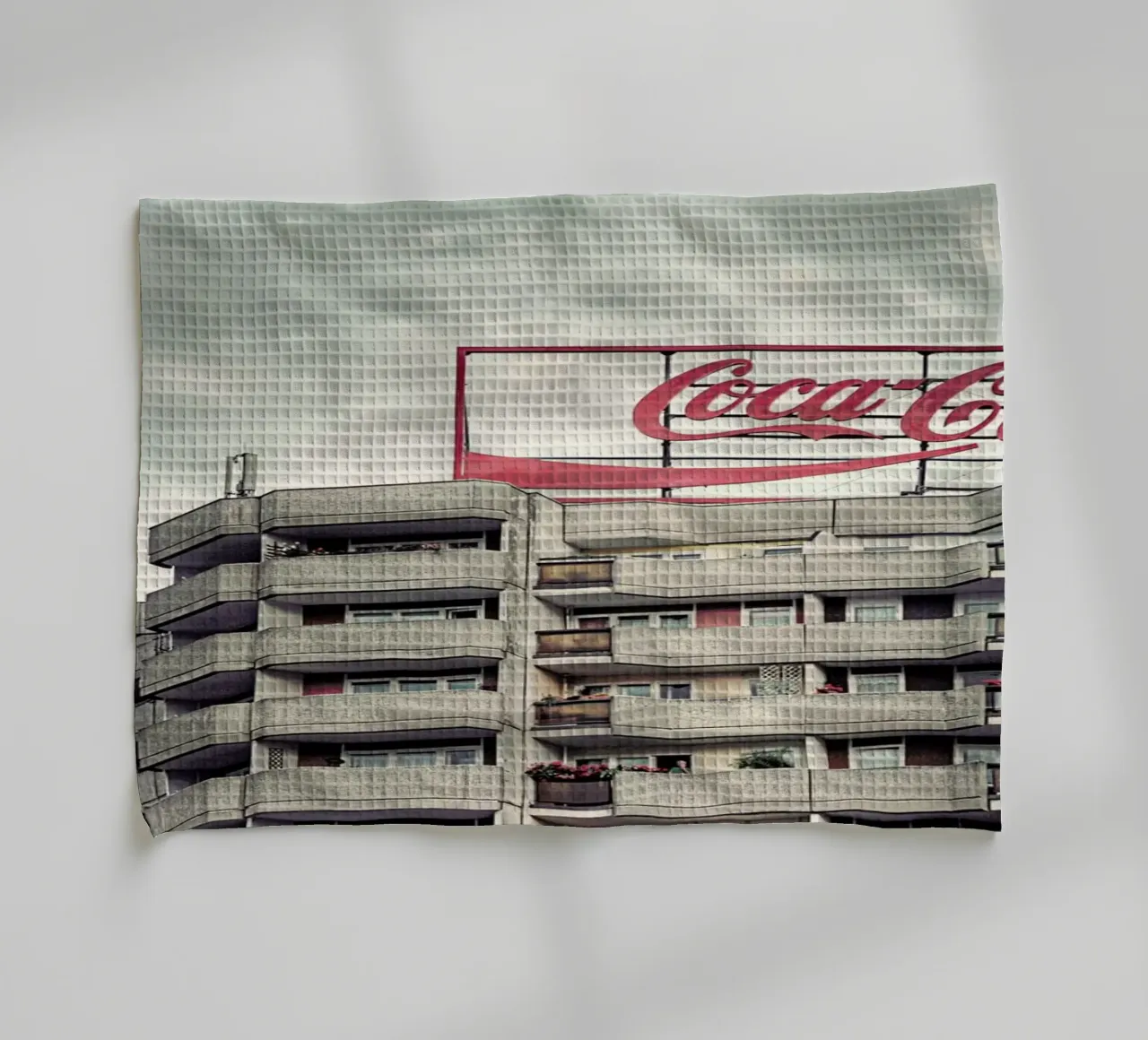 Coca Cola canovaccio da cucina da Michael Belhadi