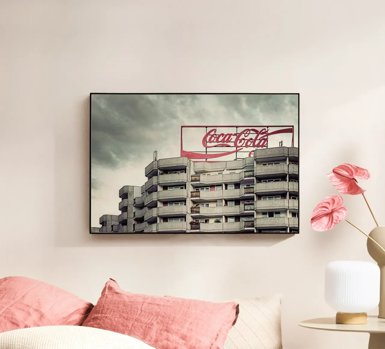 Coca Cola plexiglass da Michael Belhadi