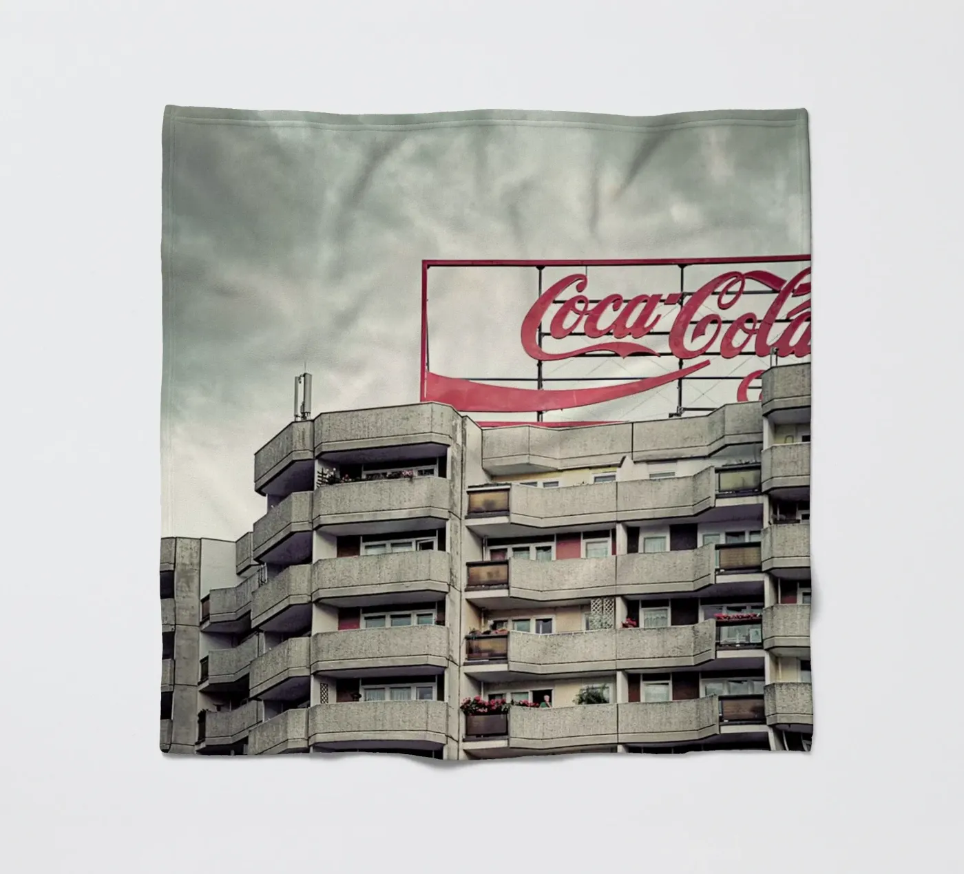 Coca Cola fleecedeken van Michael Belhadi