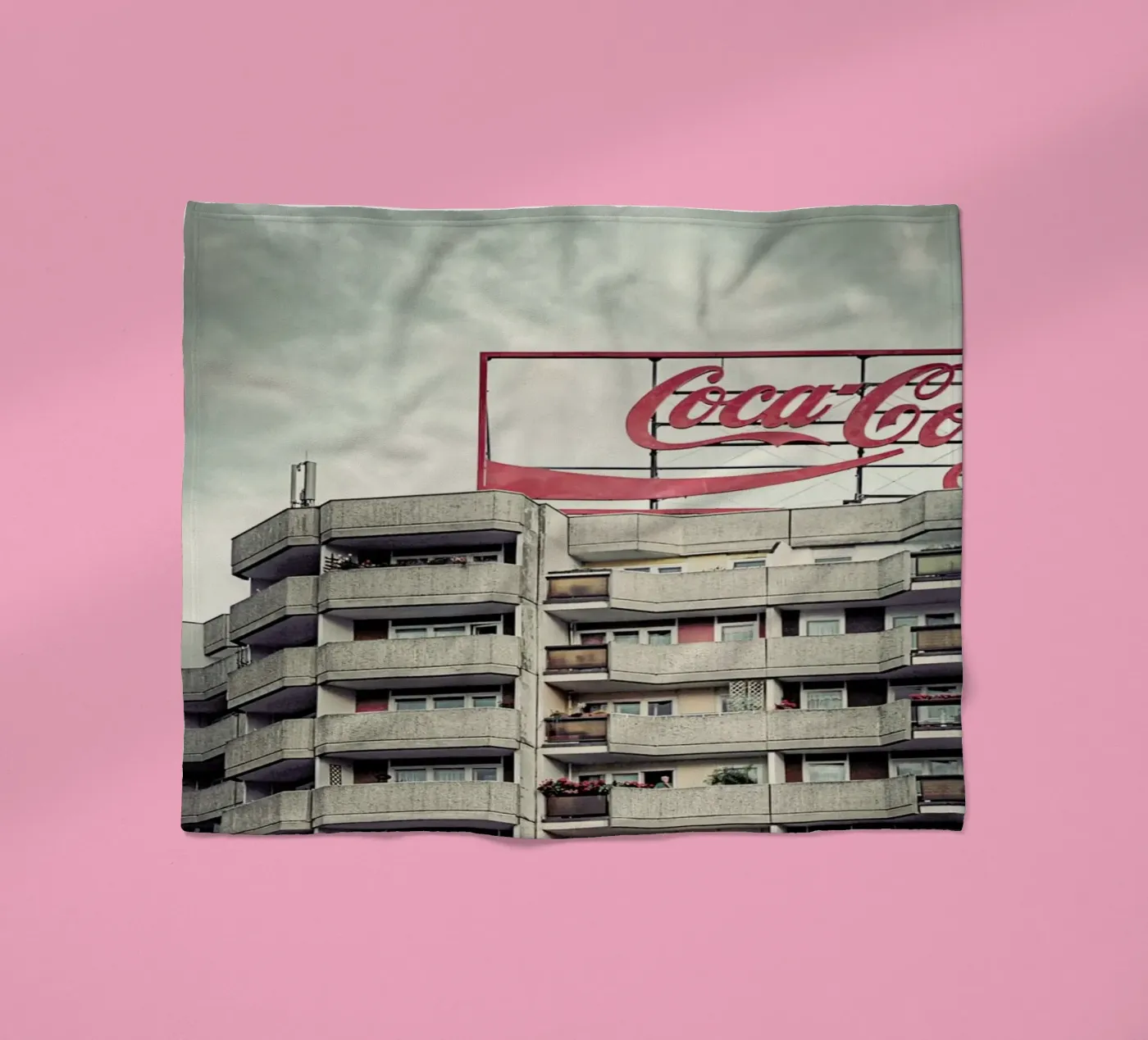 Coca Cola fleecedeken van Michael Belhadi