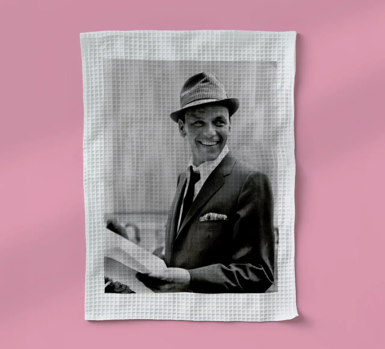 Frank Sinatra, 1957 canovaccio da cucina da Gallery Print and Art Limited