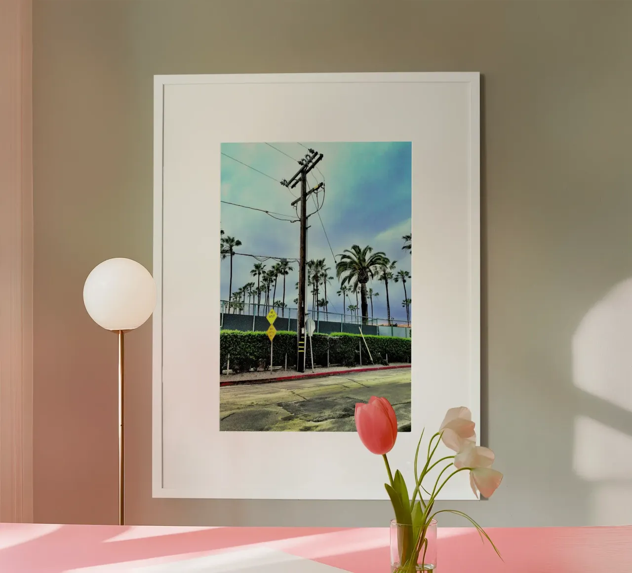LA Jolla Shores poster con telaio in alluminio da Maria Sattrup
