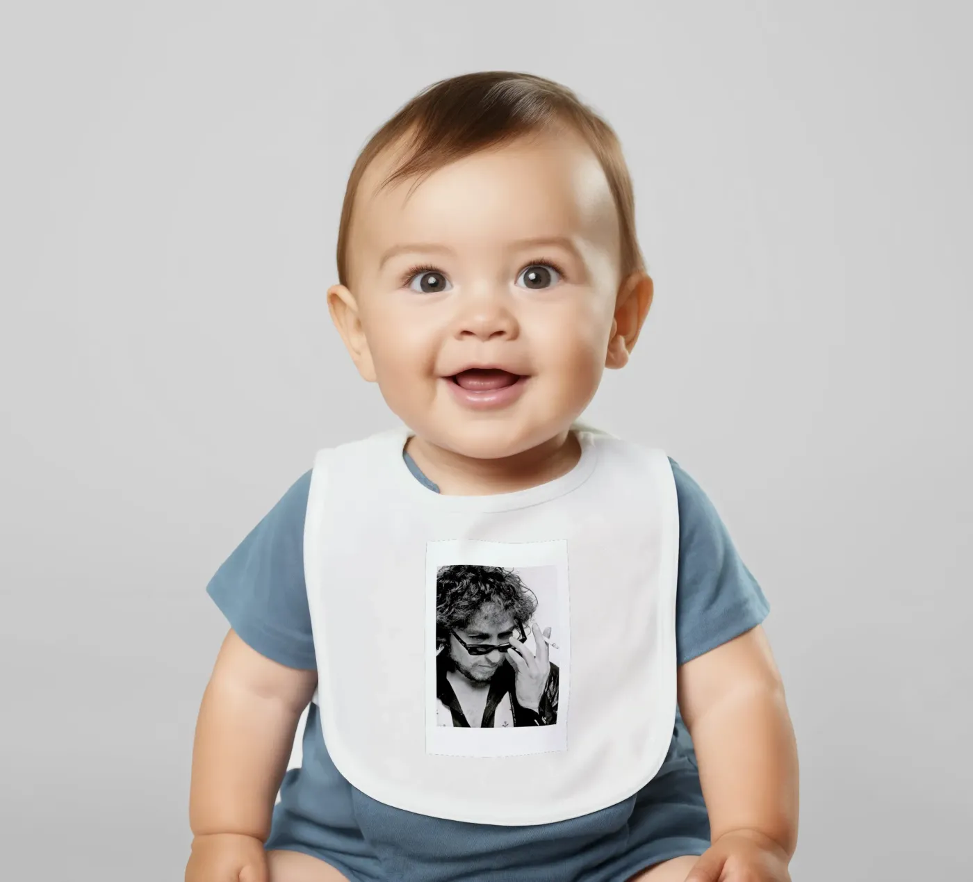 Bob Dylan Babylätzchen von Gallery Print and Art Limited