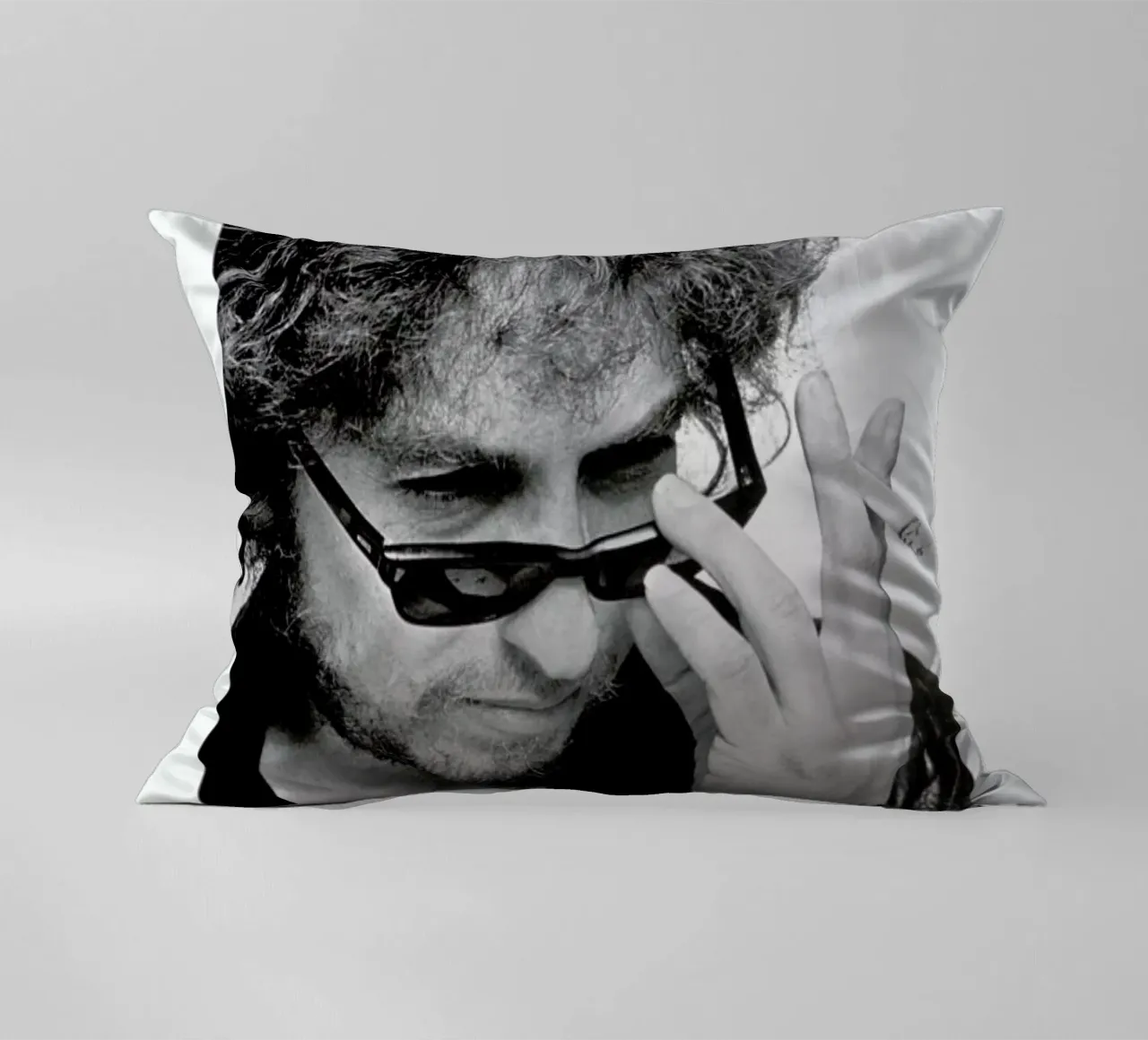 Bob Dylan cojín de Gallery Print and Art Limited