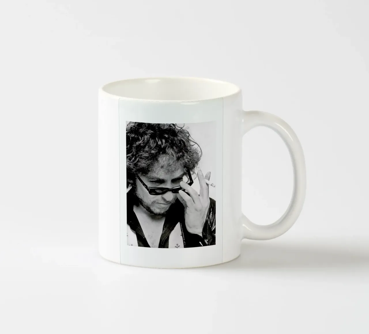 Bob Dylan Keramik Tasse von Gallery Print and Art Limited
