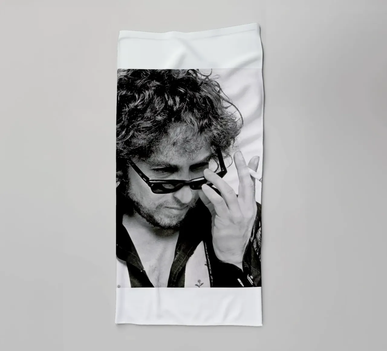 Bob Dylan asciugamano da bagno da Gallery Print and Art Limited