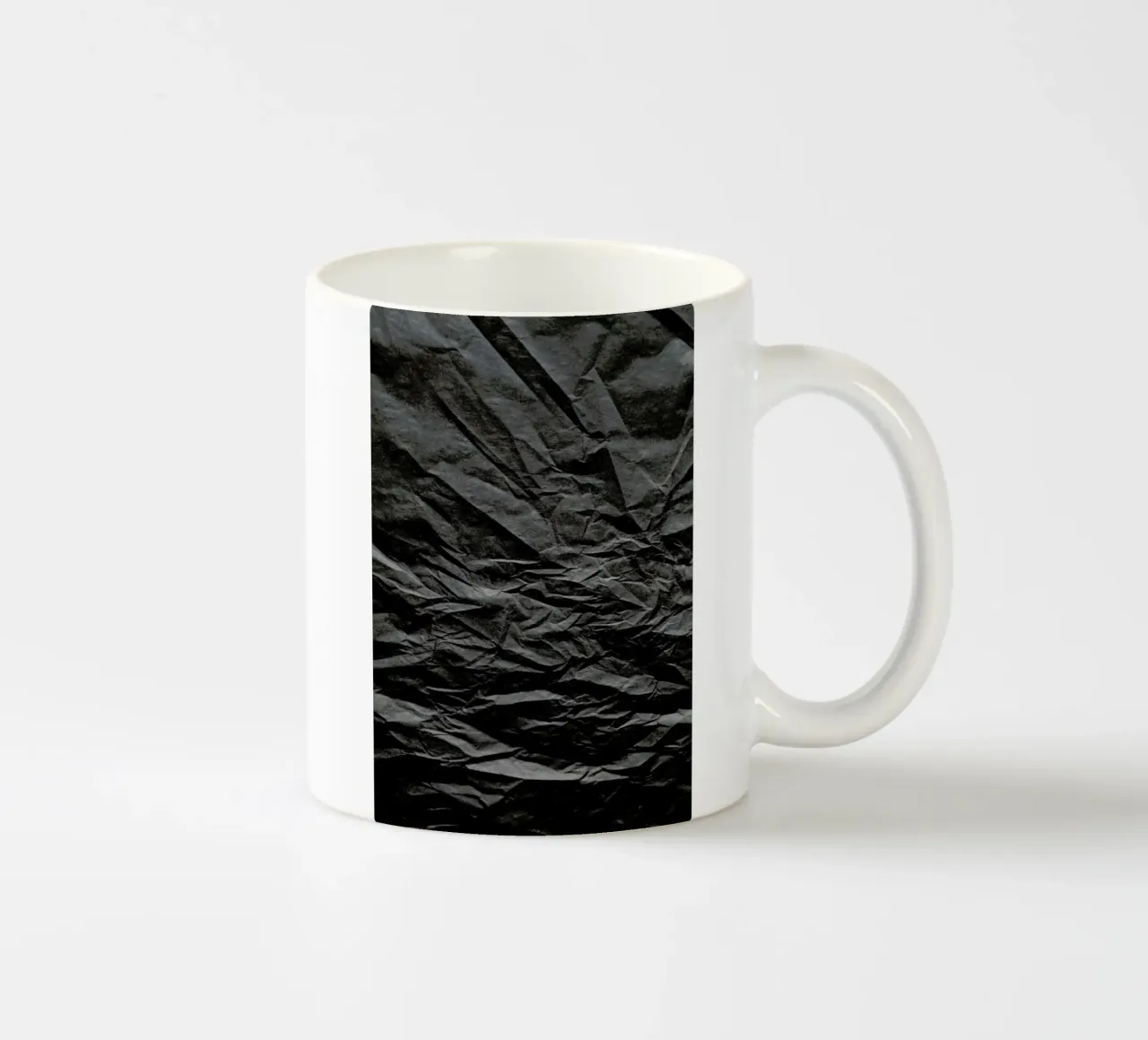 Black Paper Landscape tazza in ceramica da Studio Nahili