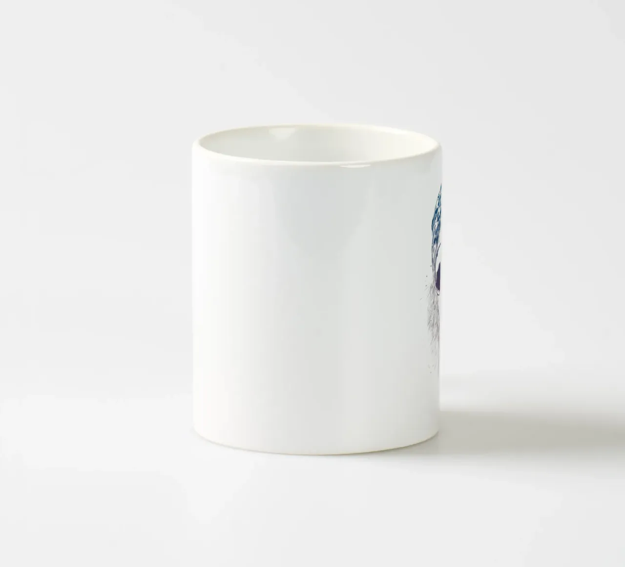 Wild Lion tazza in ceramica da Balazs Solti