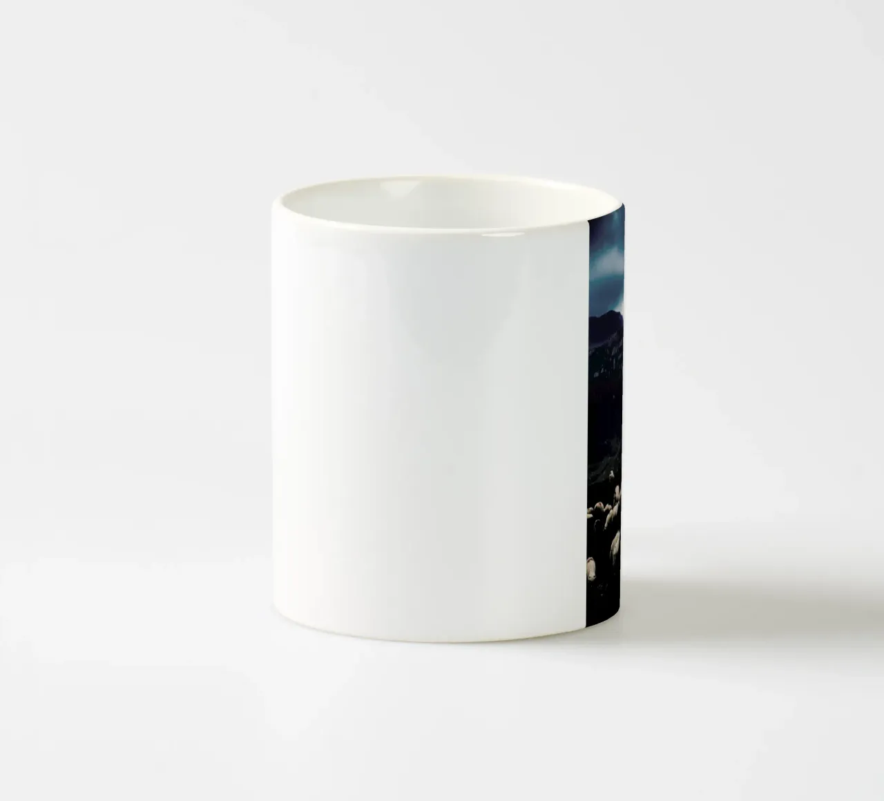 Ride out the Storm by Szabo Ervin-Edward tazza in ceramica da EyeEm Mobile GmbH