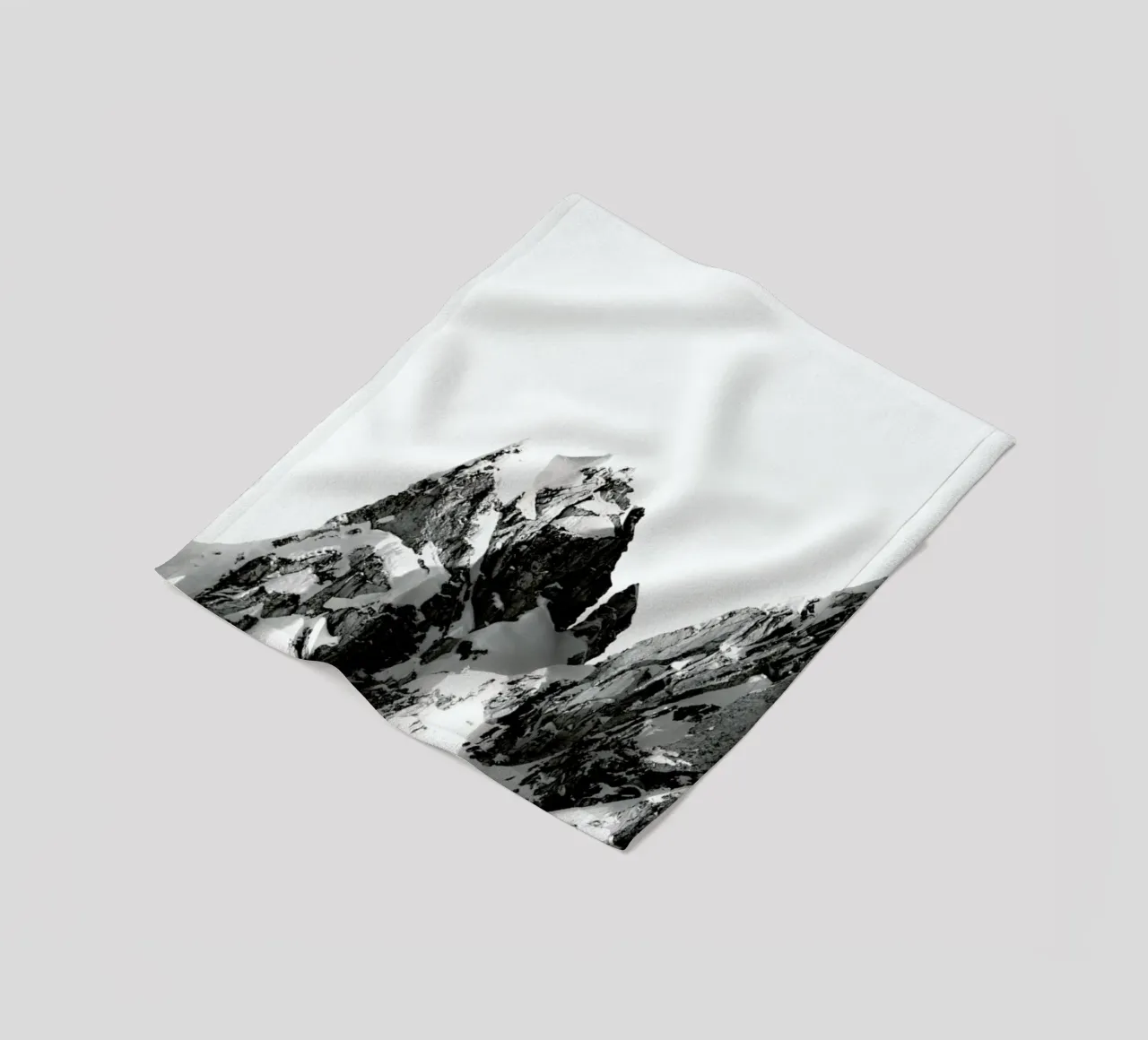 Mountain Peak I coperta in pile da Victoria Frost
