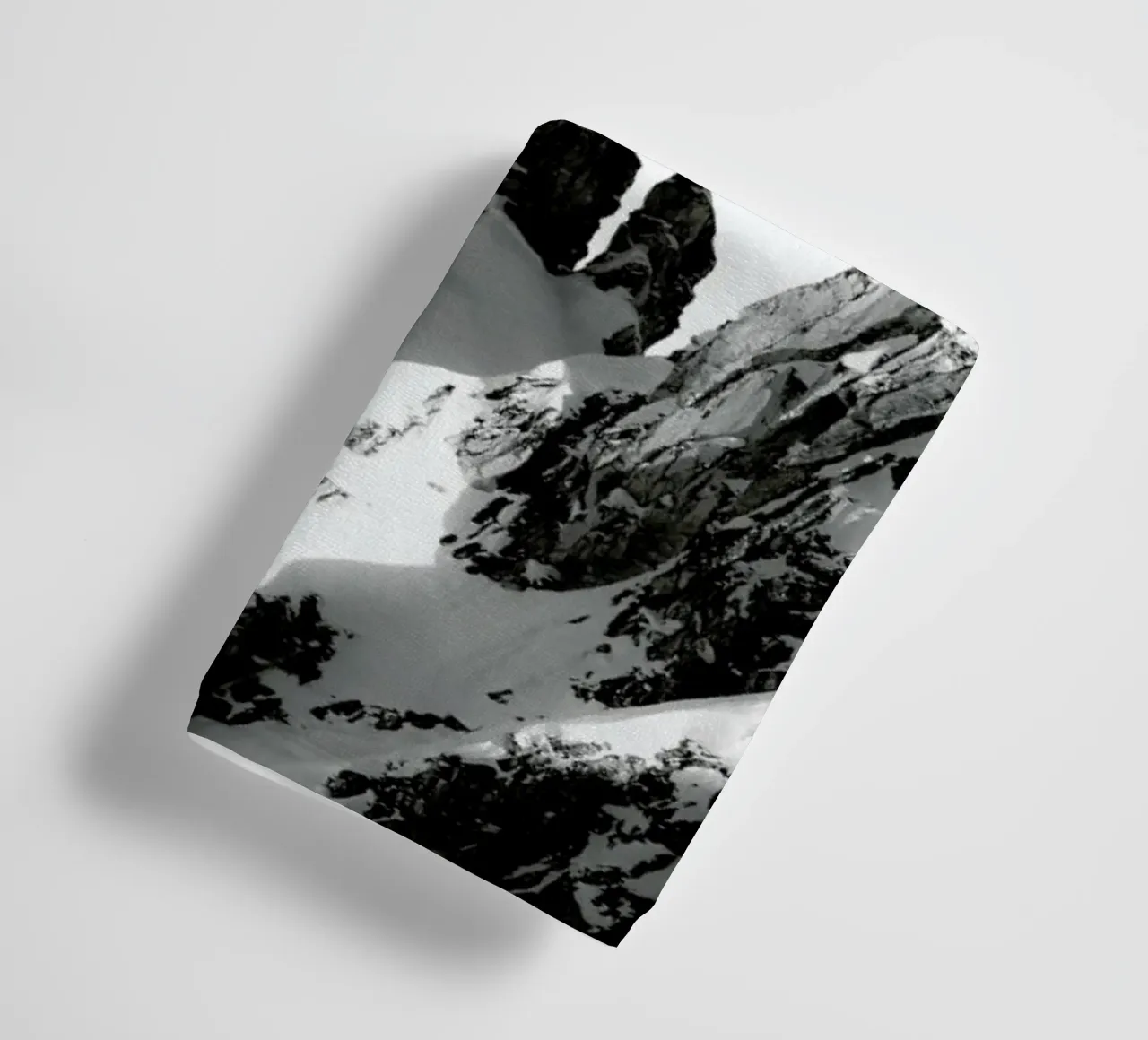 Mountain Peak I asciugamano da bagno da Victoria Frost