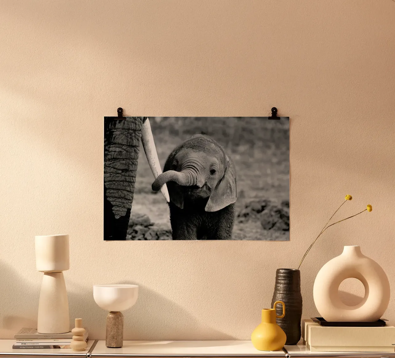 Close - Bjoern Alicke poster con telaio in alluminio da Pictufy