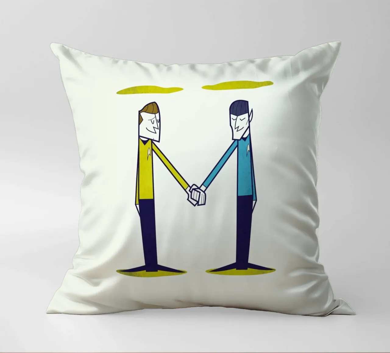 Love, final frontier cuscino da Ale Giorgini