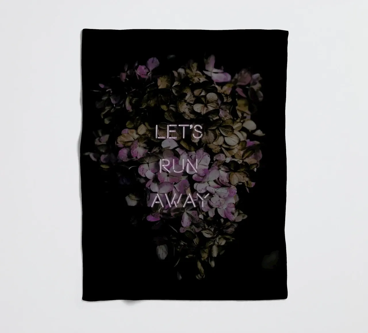 Let's Run Away coperta in pile da Oh Darling