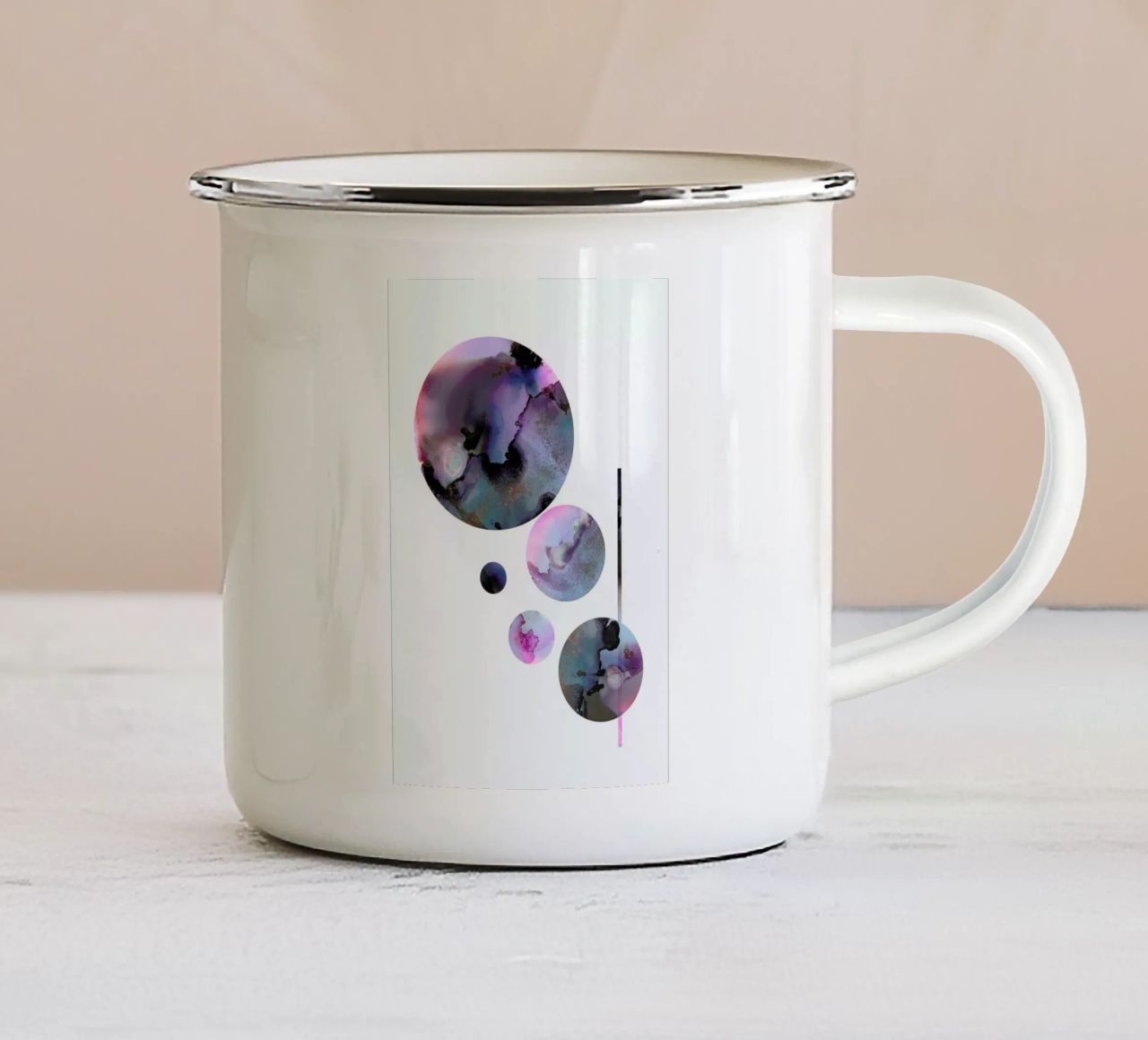 Sunrise tazza in smalto da Larissa van der Laan
