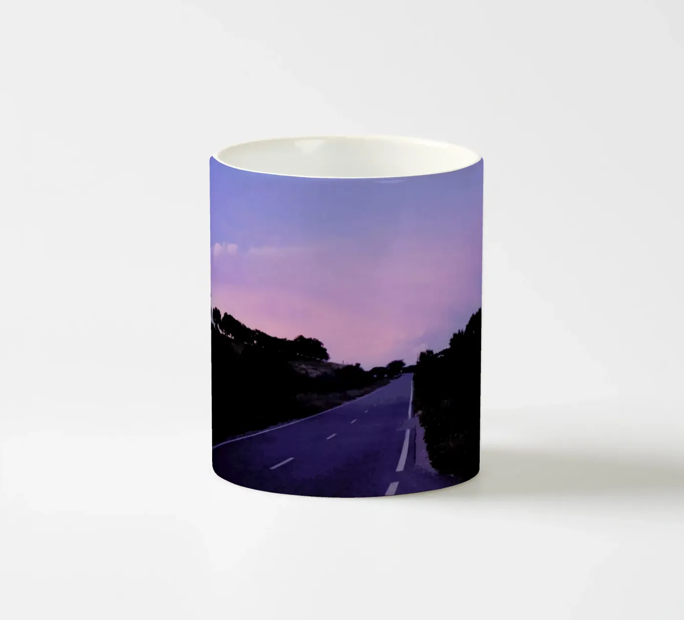 Sunset ceramic mug by NET Talents GmbH