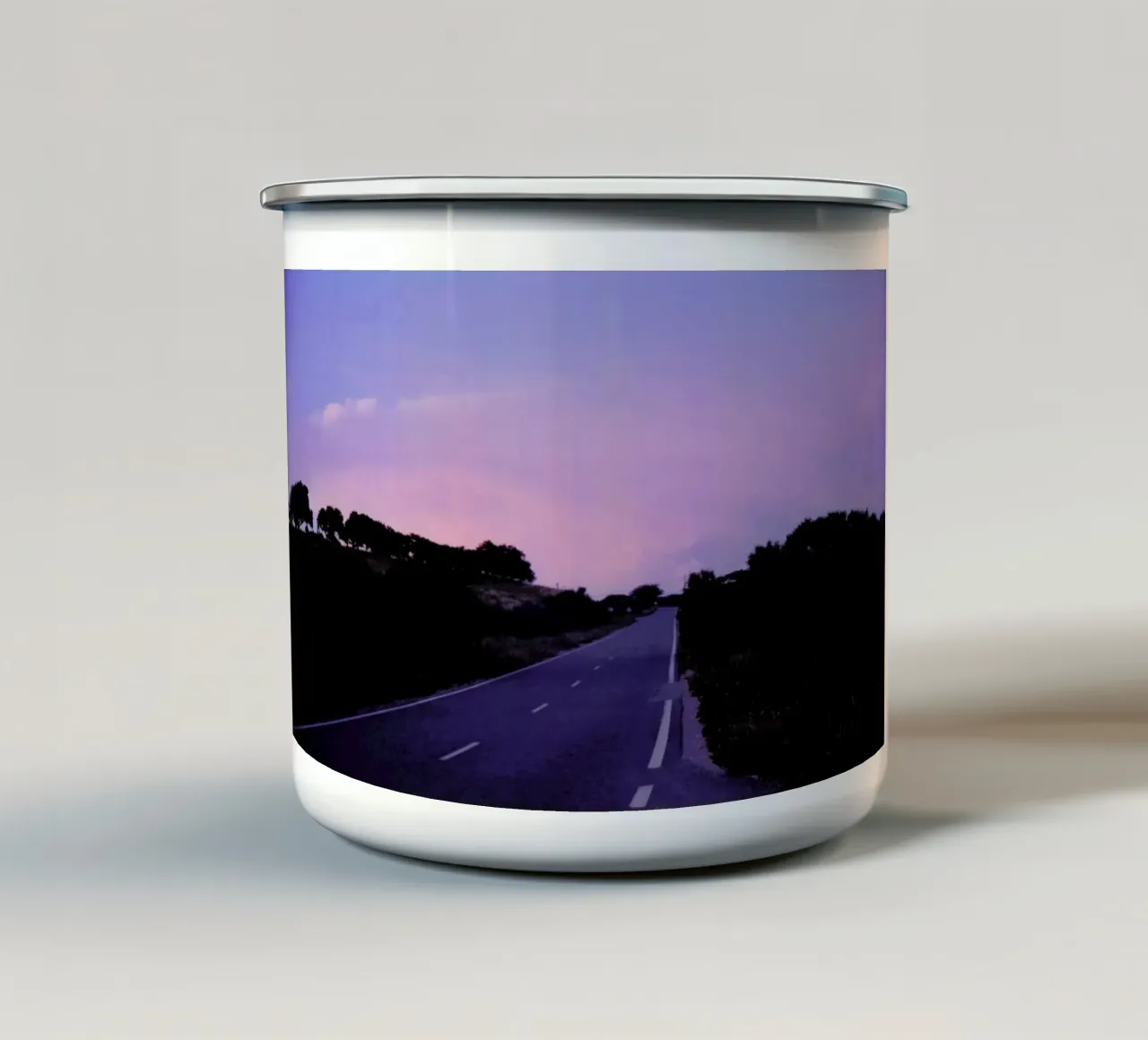 Sunset enamel mug by NET Talents GmbH