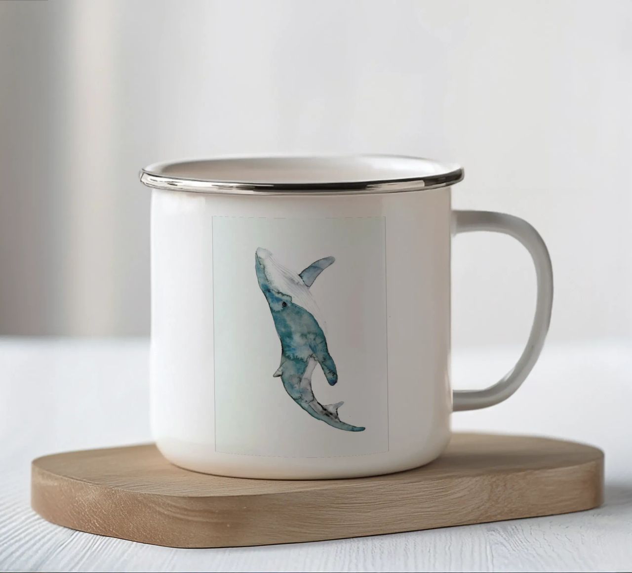 Whale tazza in smalto da Larissa van der Laan