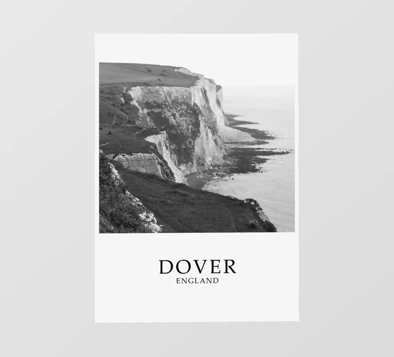 White Cliffs of Dover England Scene Greyscale telo in pvc da Charnwood Prints