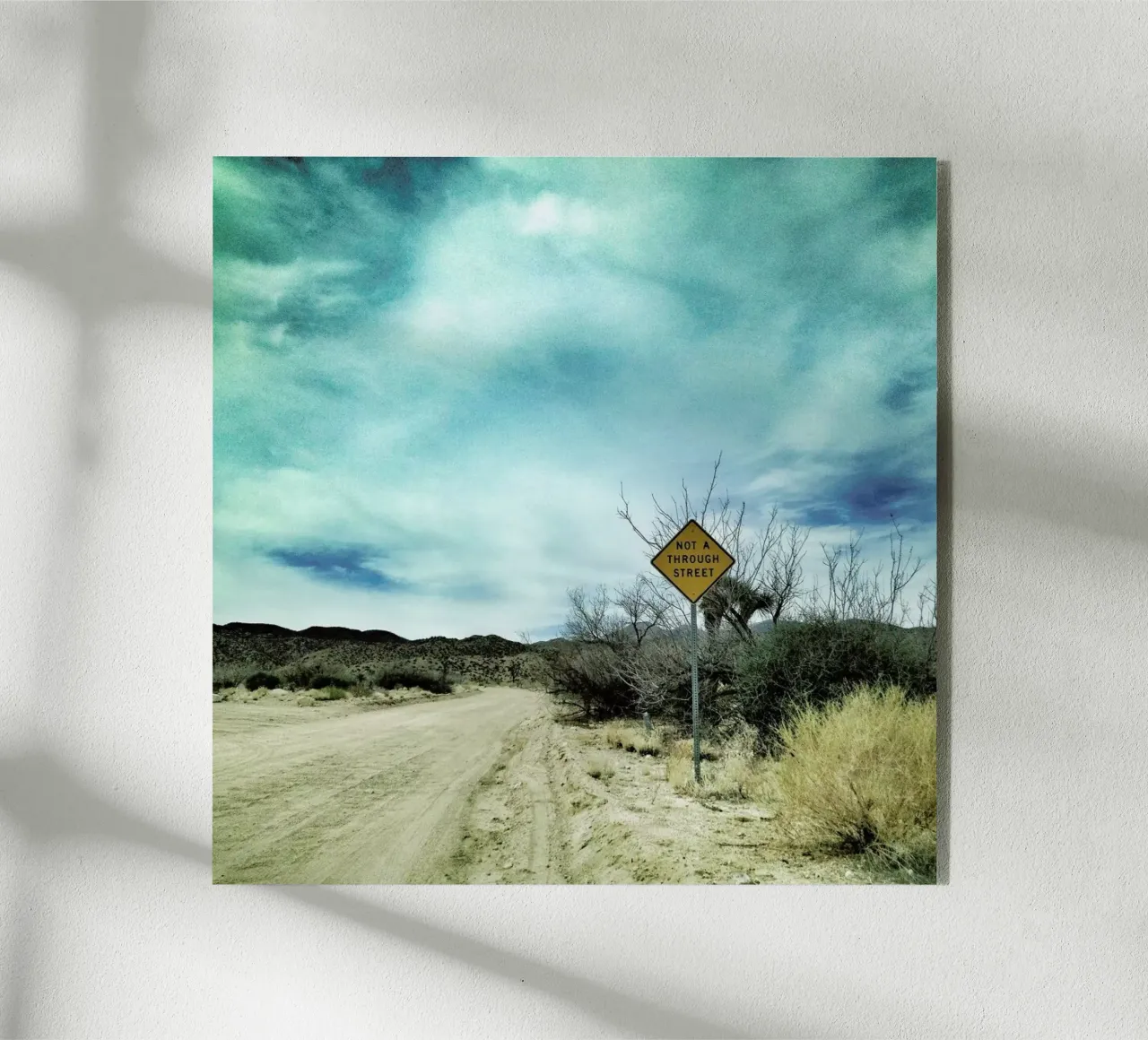 Desert Road plexiglass da Maria Sattrup