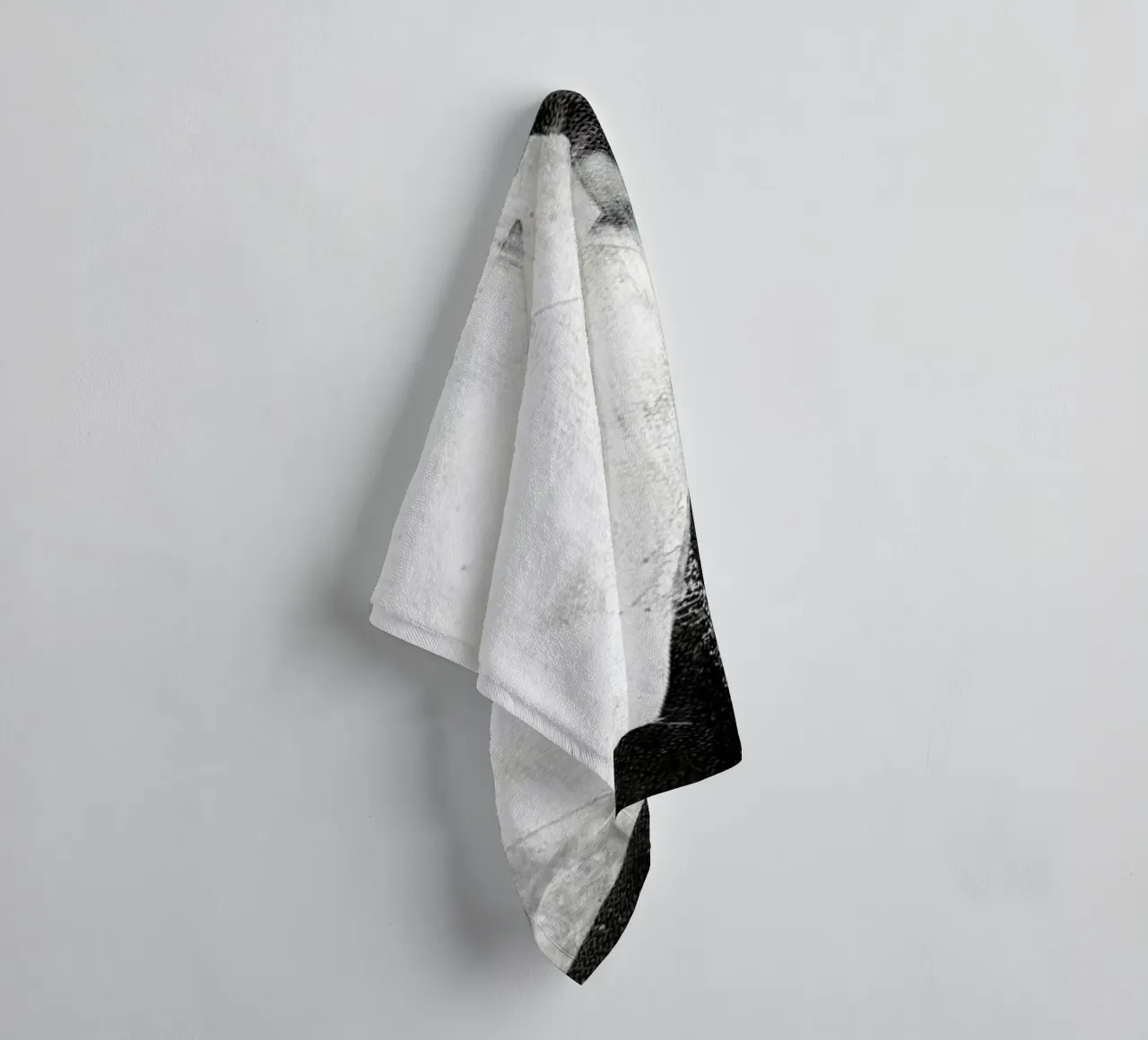 Faceless 01 asciugamano da bagno da Famous When Dead