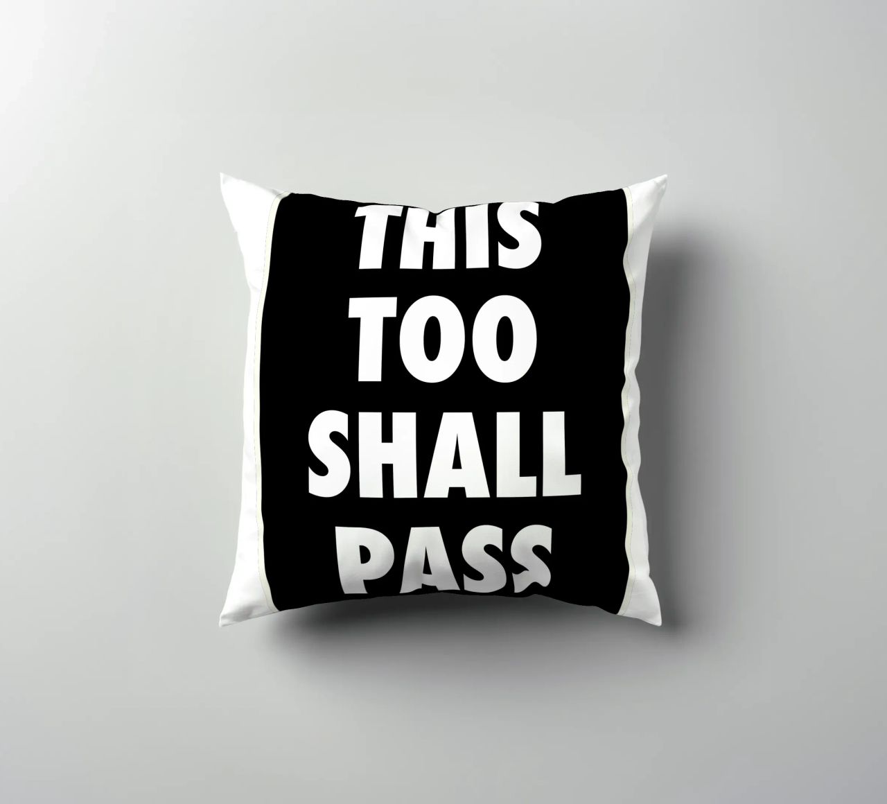 This Too Shall Pass – Eventually… cuscino da QuooodZ by MooodzArt