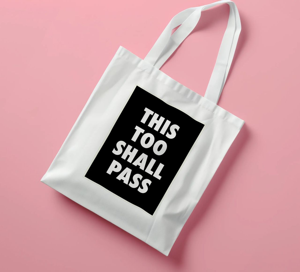 This Too Shall Pass – Eventually… borsa in juta da QuooodZ by MooodzArt