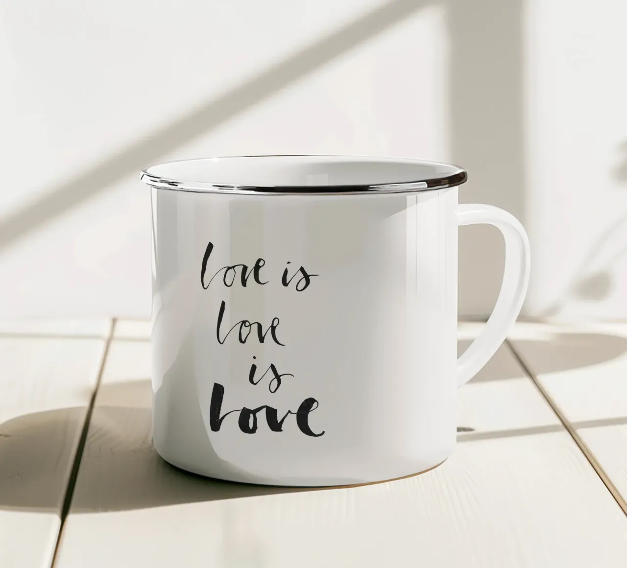 Love White tazza in smalto da Klaus with K