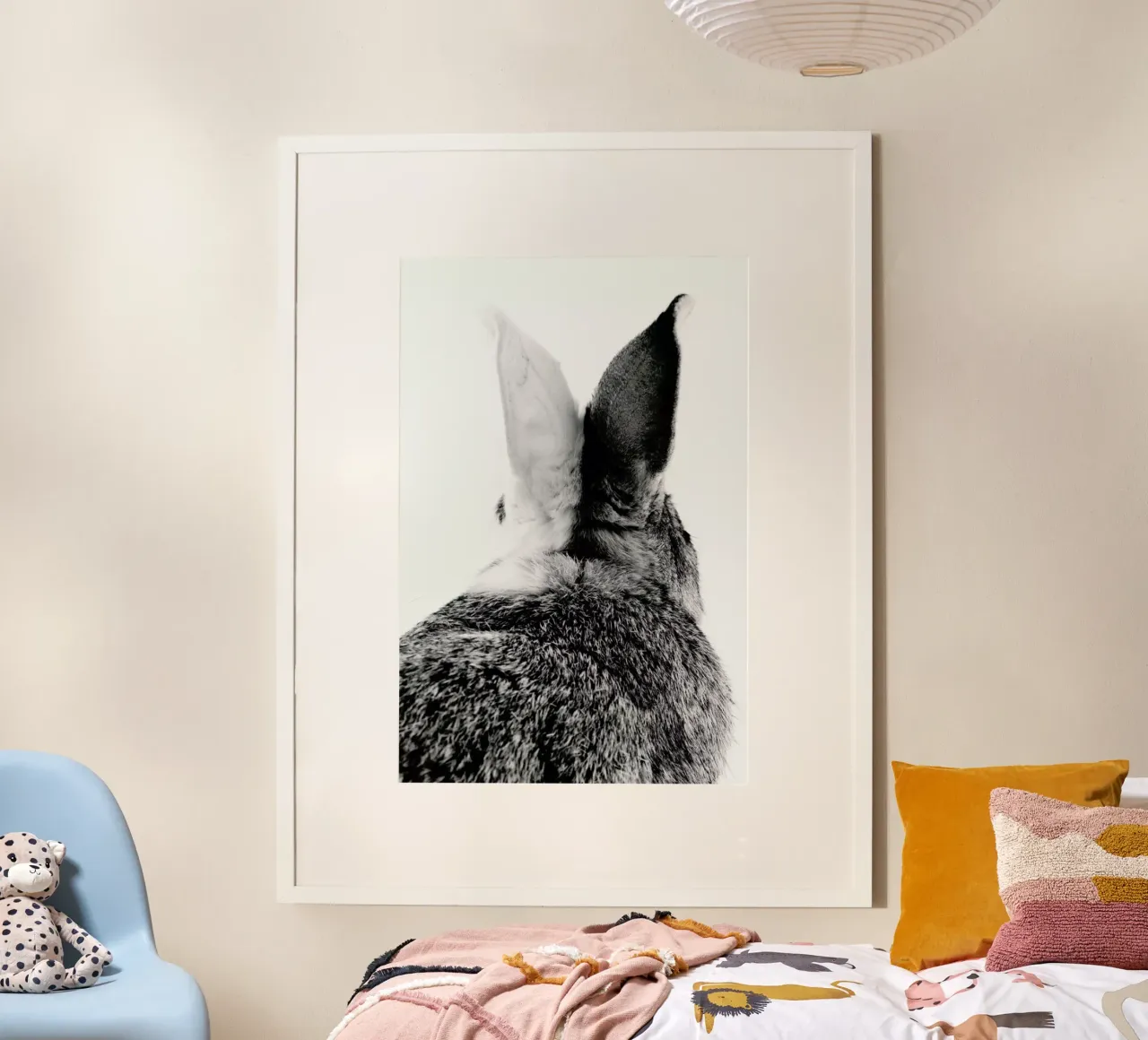 Bunny Ears Black & White poster con telaio in alluminio da Natural Kingdom