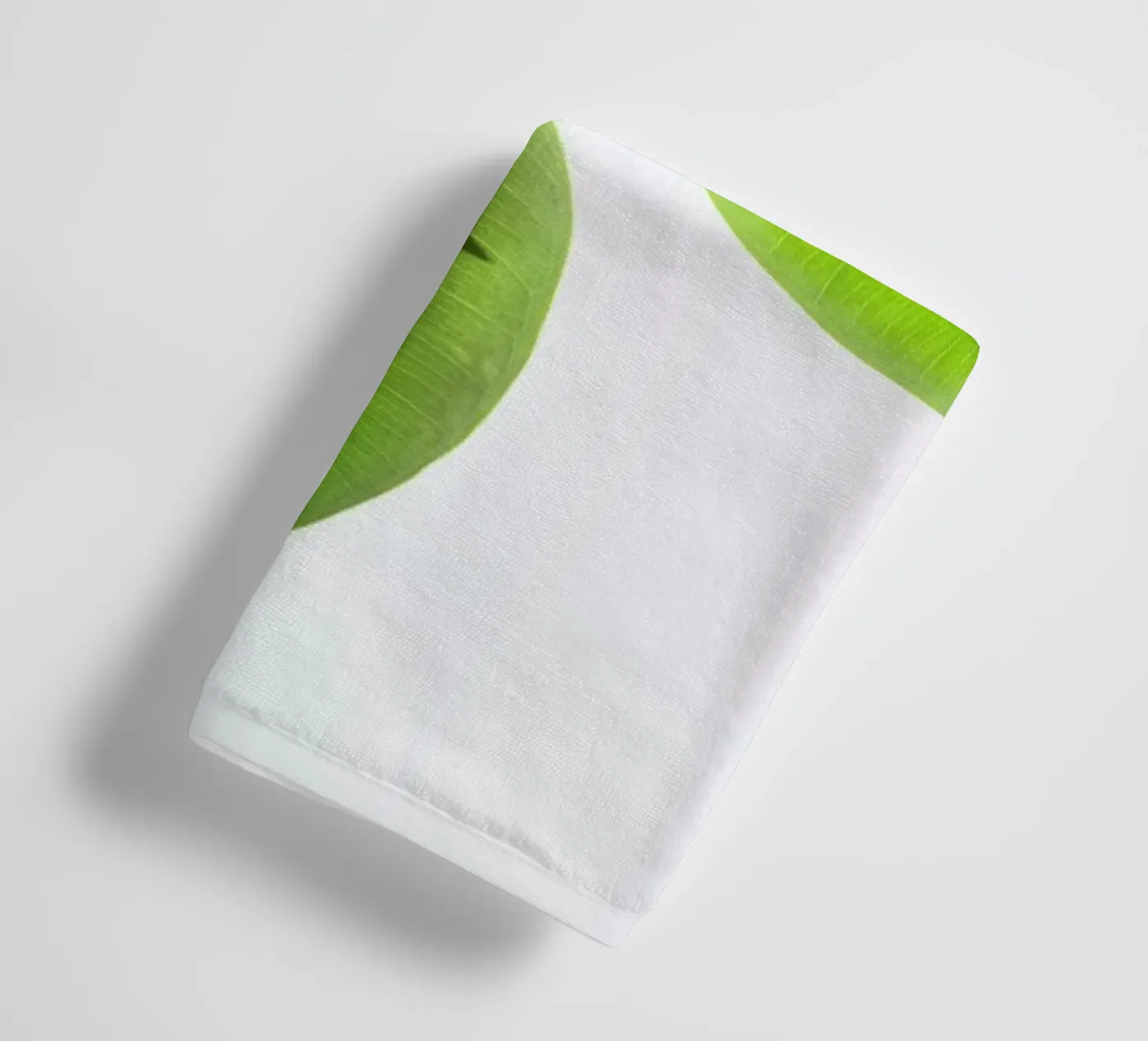 Lime Light badhanddoek van Shot By Clint