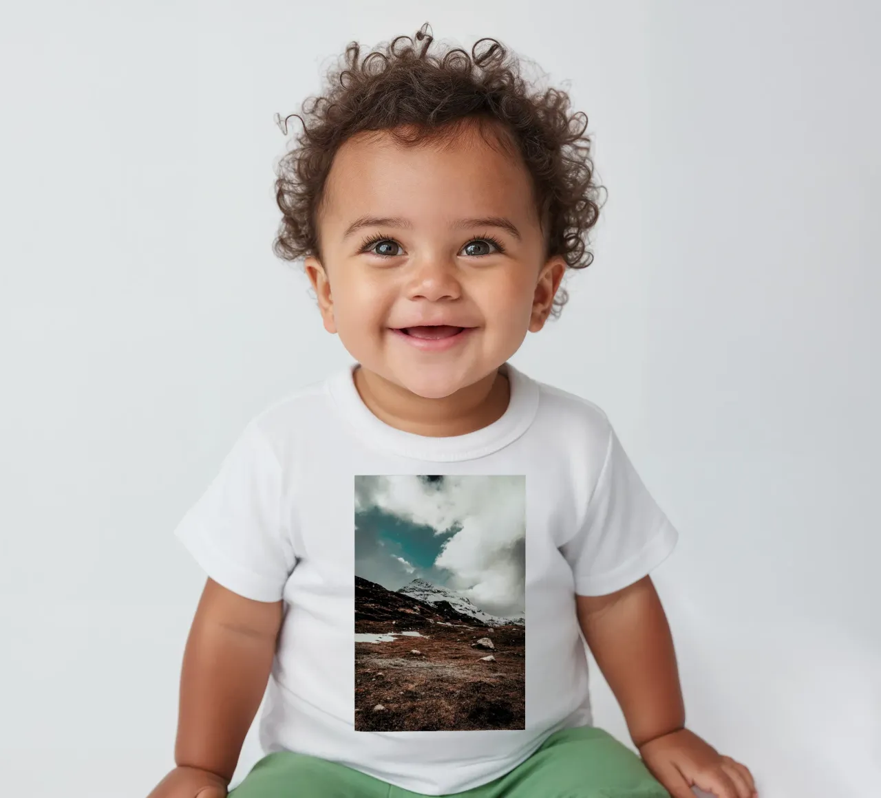 Clouding over by Pascal Brändle maglietta neonato da EyeEm Mobile GmbH