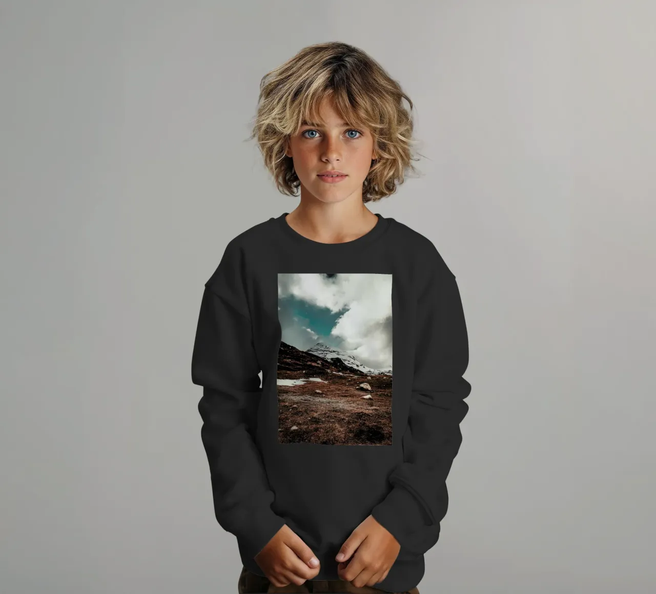 Clouding over by Pascal Brändle felpa bambino da EyeEm Mobile GmbH