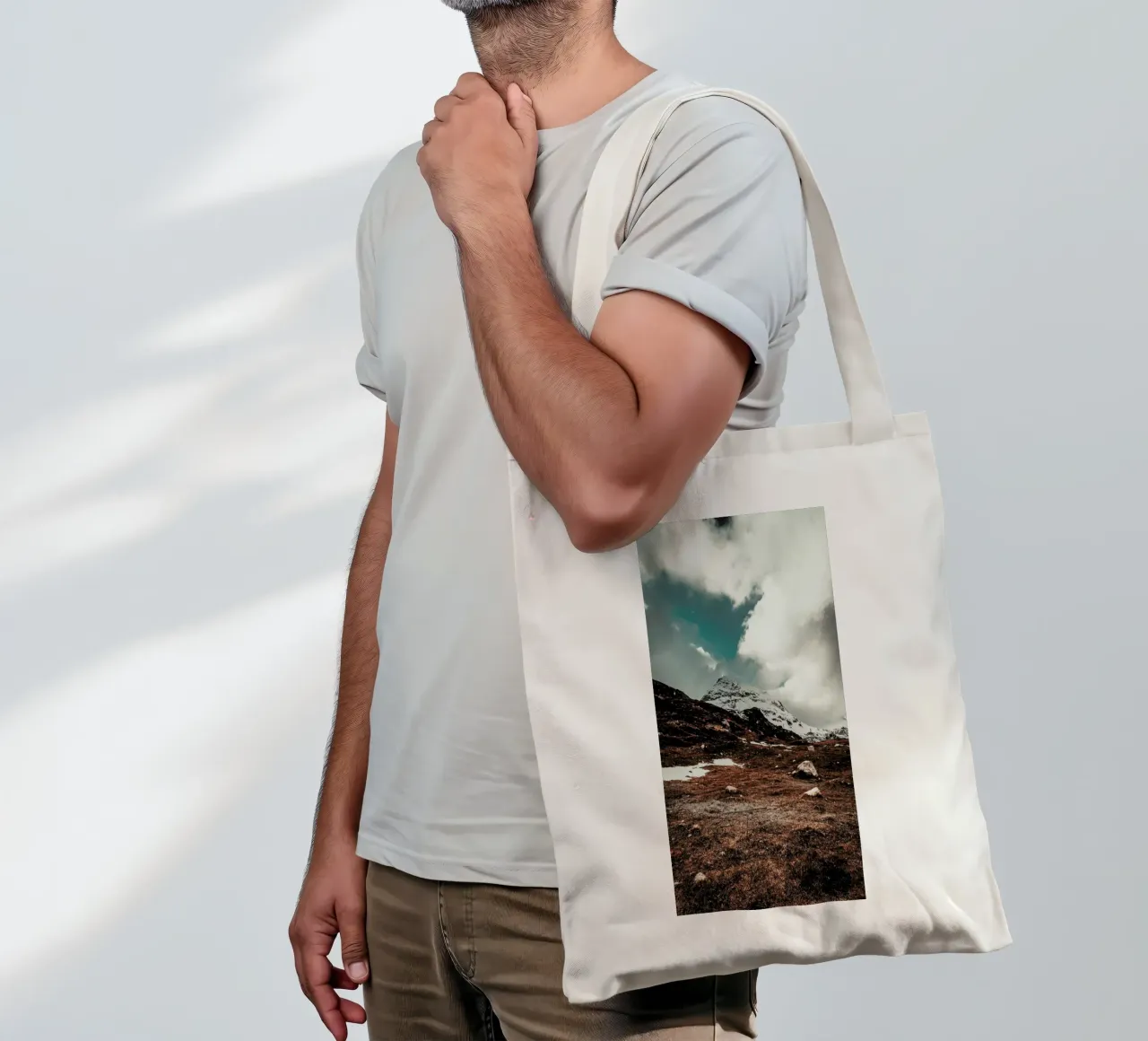 Clouding over by Pascal Brändle borsa in juta da EyeEm Mobile GmbH