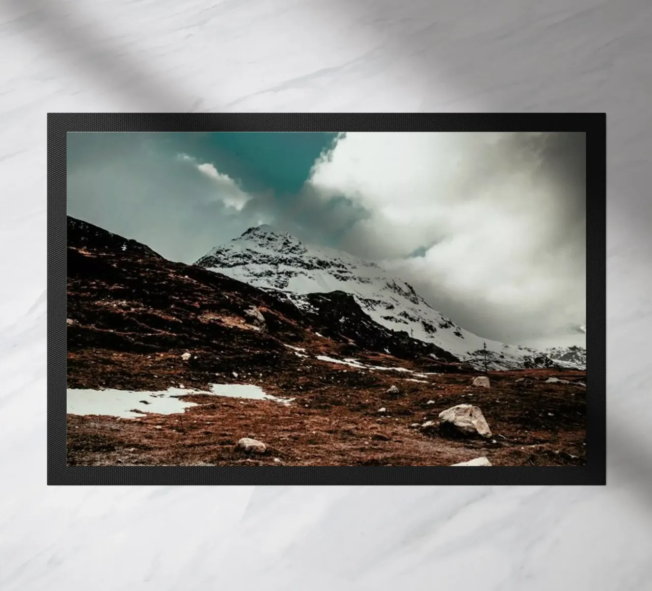 Clouding over by Pascal Brändle paillasson de EyeEm Mobile GmbH