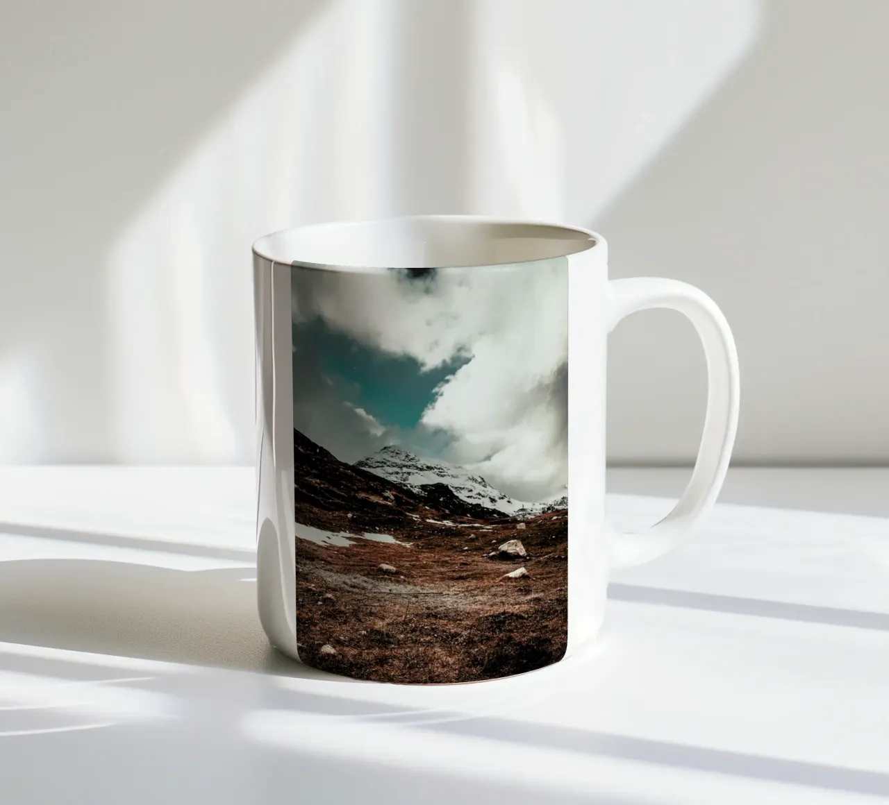 Clouding over by Pascal Brändle Keramik Tasse von EyeEm Mobile GmbH