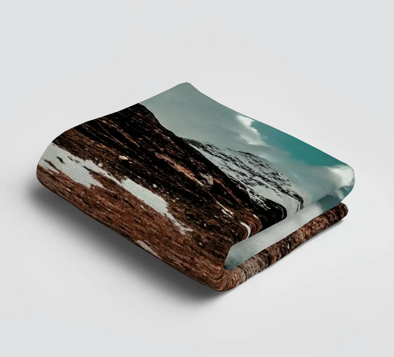 Clouding over by Pascal Brändle Handtuch von EyeEm Mobile GmbH