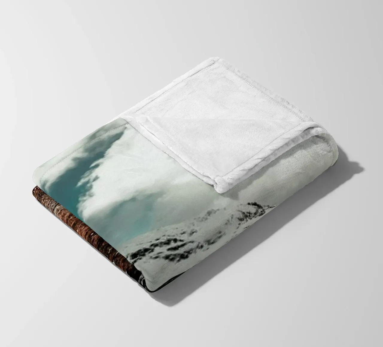 Clouding over by Pascal Brändle coperta in pile da EyeEm Mobile GmbH