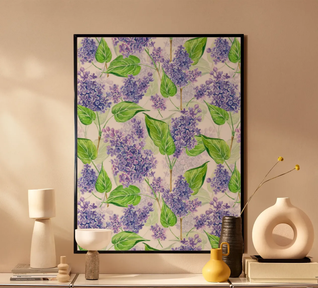 Violette fliederfarbene Blumen auf weißem Hintergrund Poster von Painted Nature