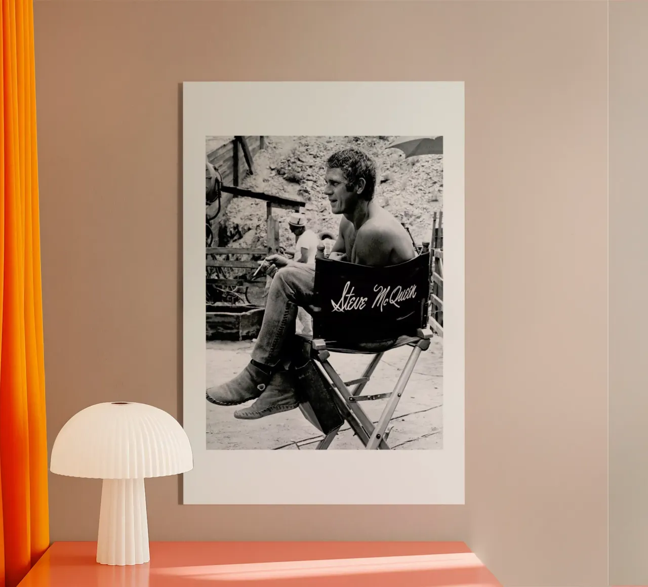 Steve McQueen taking a break, 1966 plexiglass da Gallery Print and Art Limited
